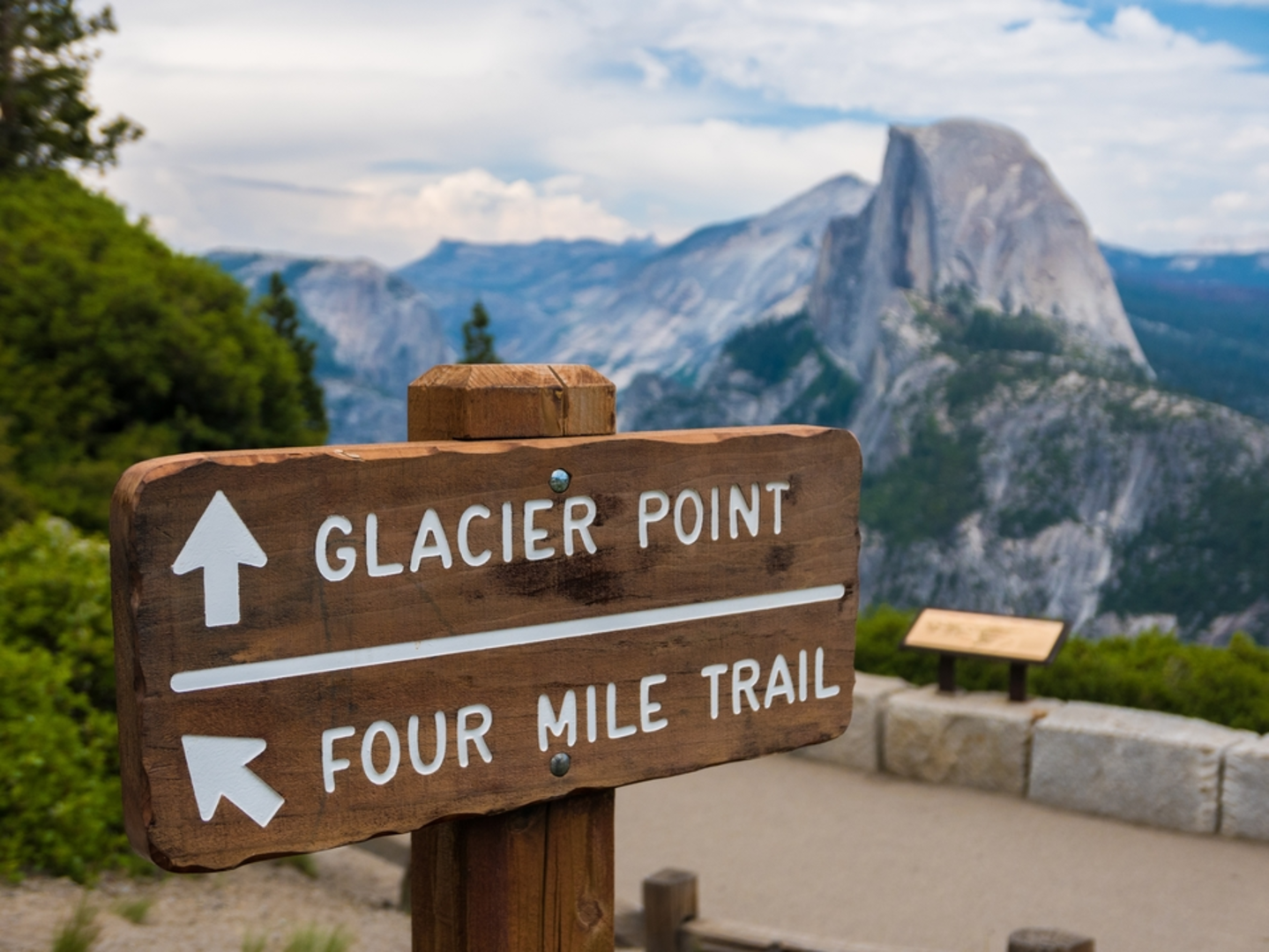 An image depicting the trail Glacier Point Trail and its surrounding area.