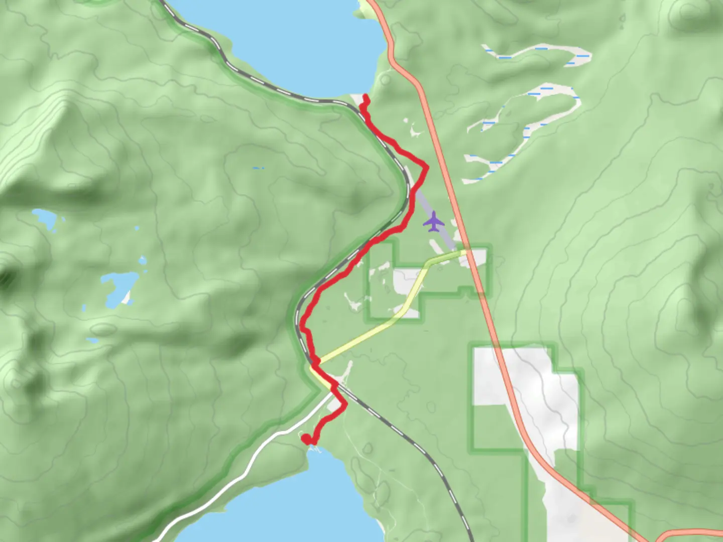 An image depicting the trail Odell Lake and its surrounding area.