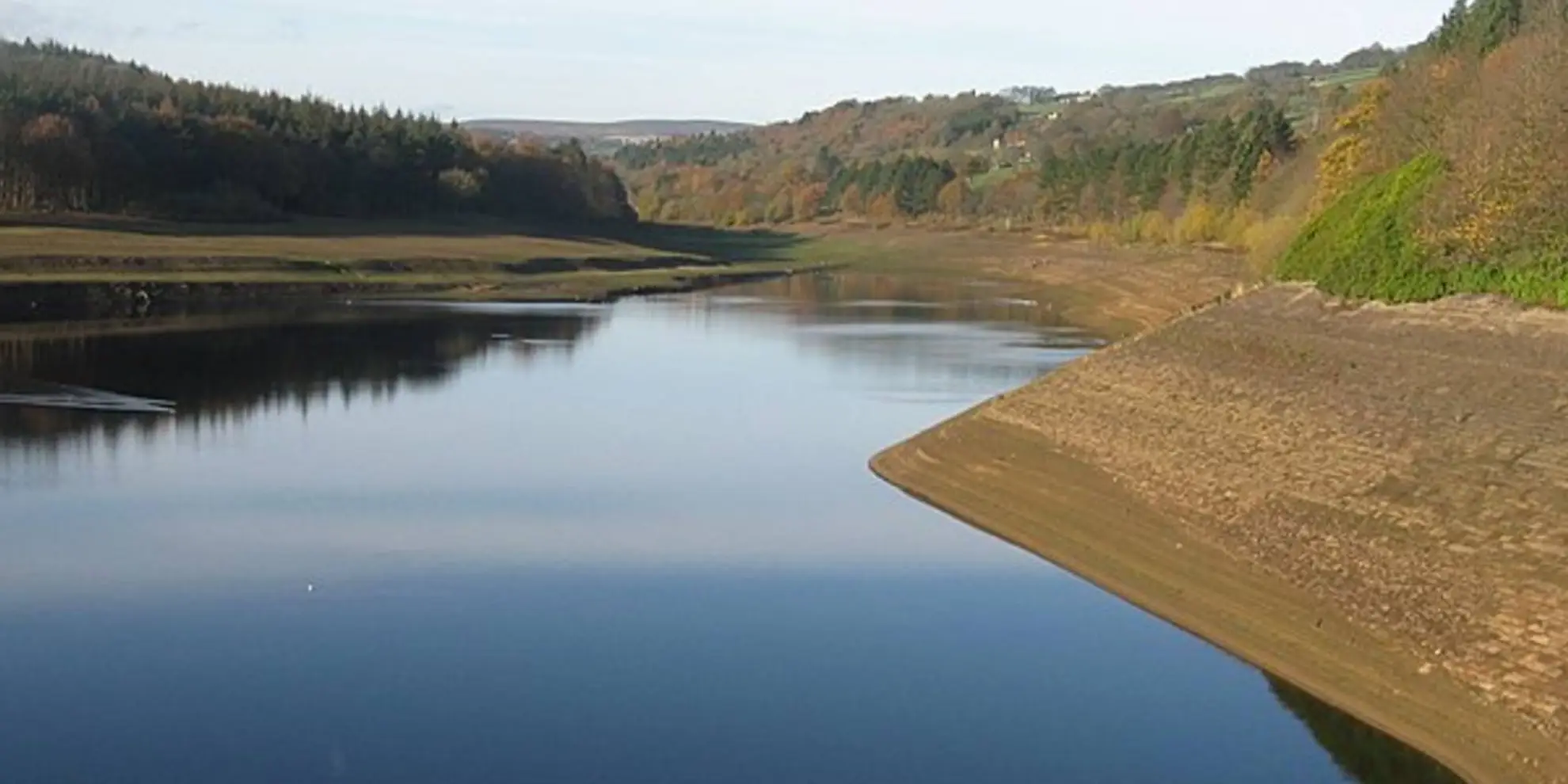 An image depicting the trail More Hall Reservoir and its surrounding area.