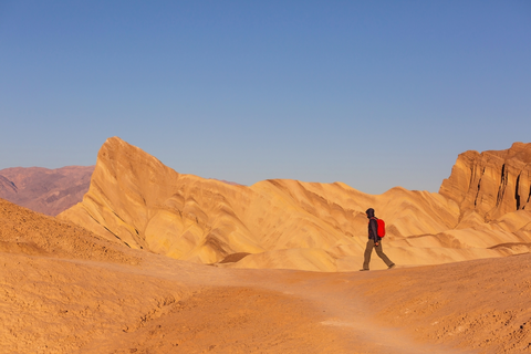 An image depicting the trail Badlands Loop Trail and its surrounding area.