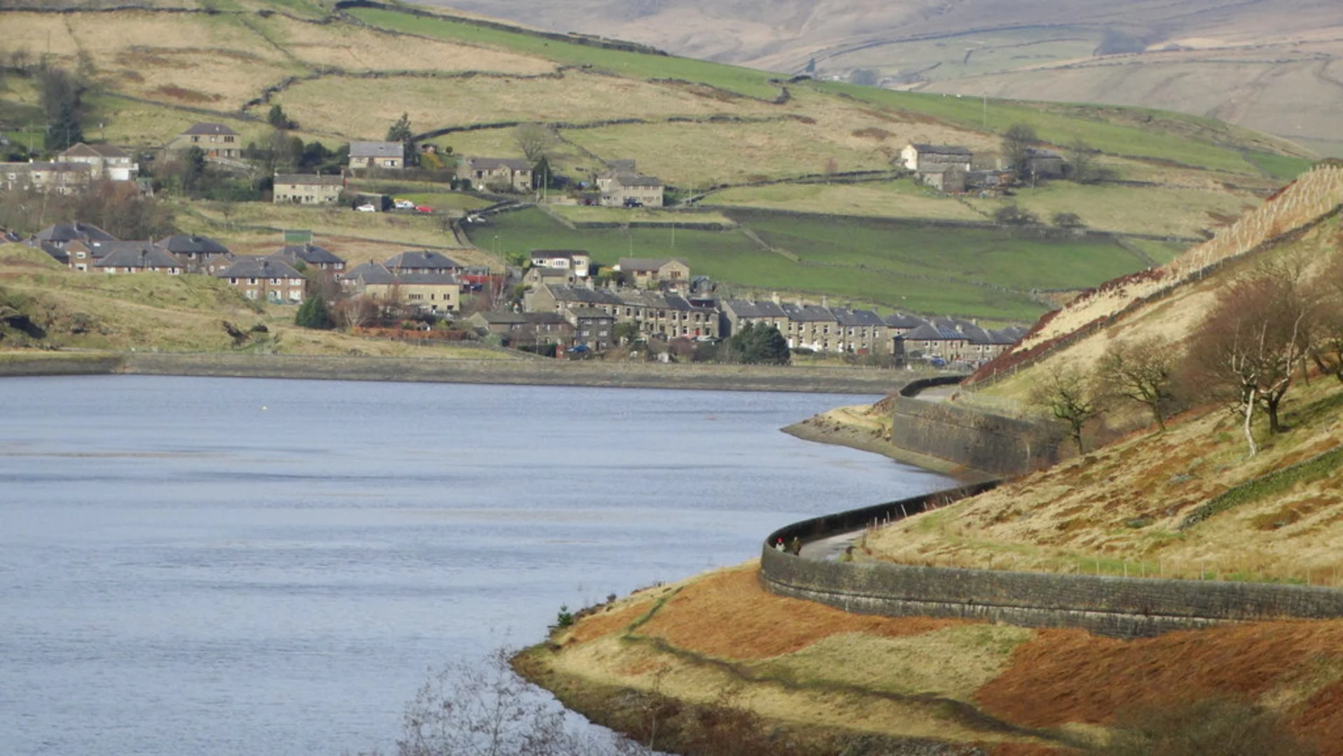 An image depicting the trail Butterley Reservoir and Black Hill Loop from Marsden and its surrounding area.