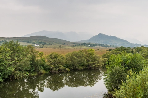 An image depicting the trail Corcogamore and Binn Mhór Loop and its surrounding area.