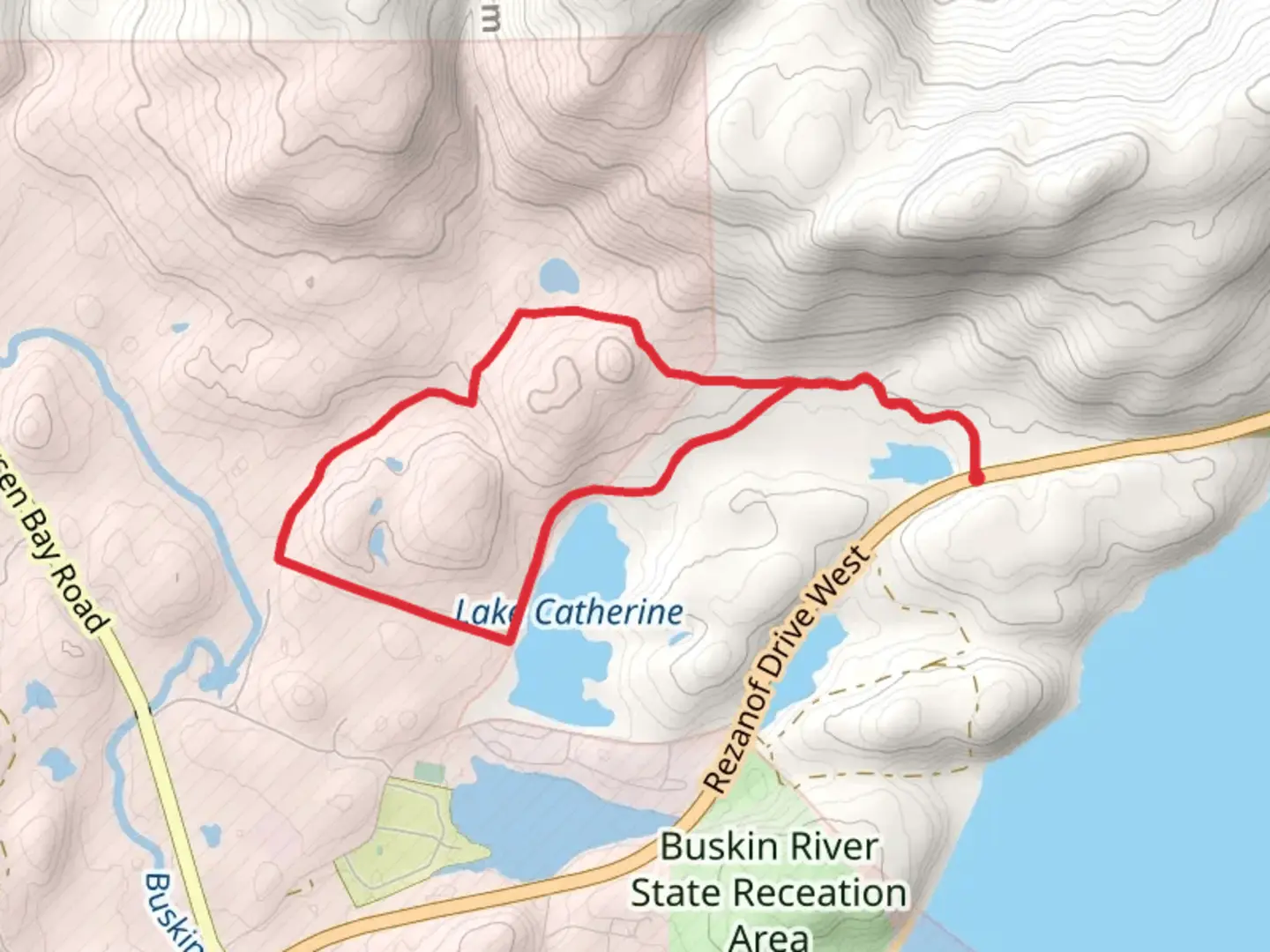 An image depicting the trail Loop above Lake Catherine and its surrounding area.