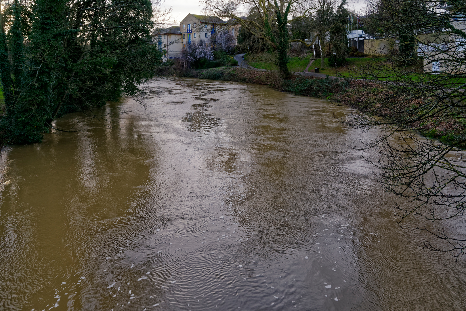 An image depicting the trail Rivers Walk from Melksham to Avabury and its surrounding area.