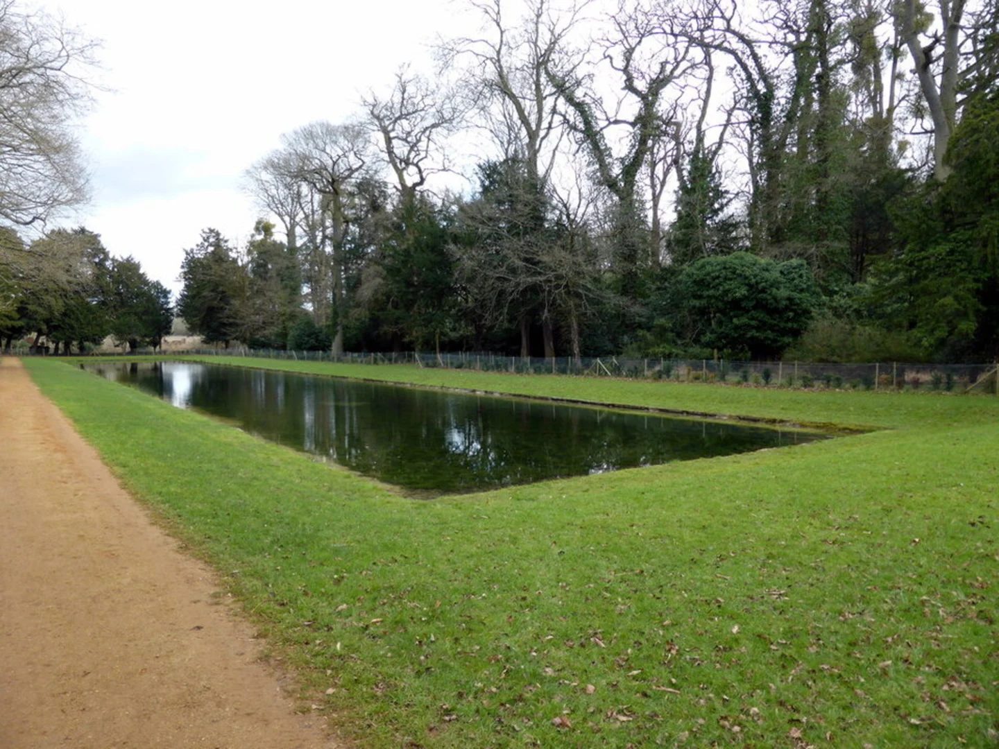 An image depicting the trail Wrest Park Walk and its surrounding area.