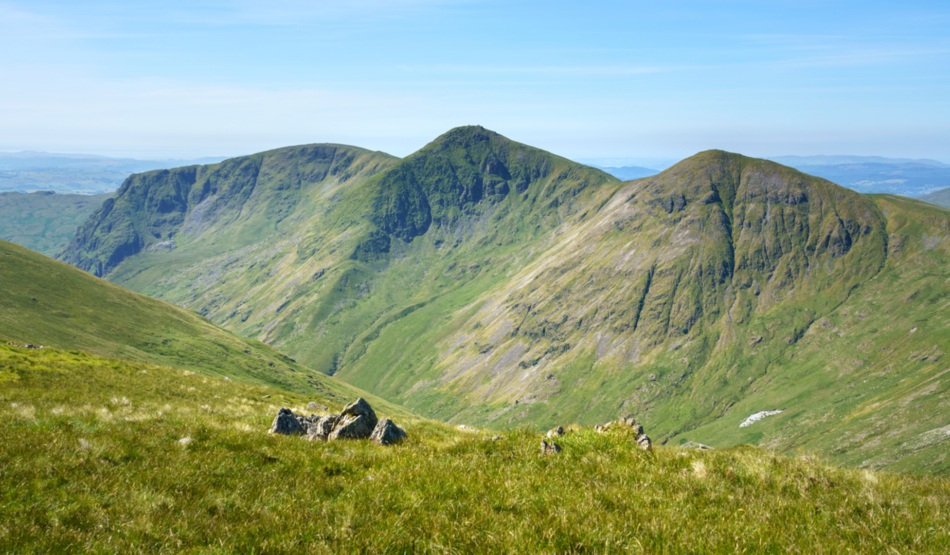 An image depicting the trail Mardale Ill Bell and its surrounding area.