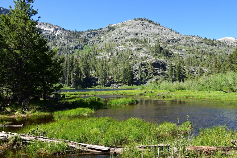 An image depicting the trail Cathedral Lake via Fallen Leaf Lake Trail and its surrounding area.