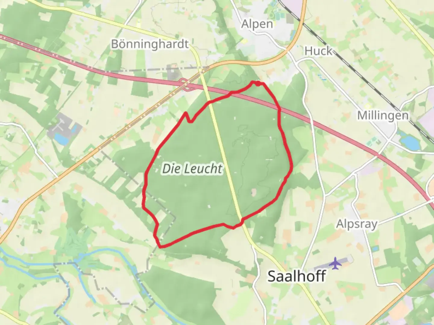 An image depicting the trail Nieder Rheinweg and Leucht Rundweg and its surrounding area.