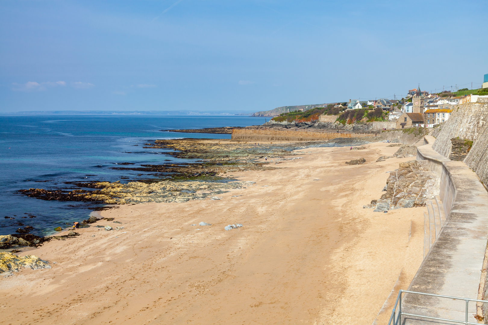 An image depicting the trail Porthleven to The Lizard Walk and its surrounding area.