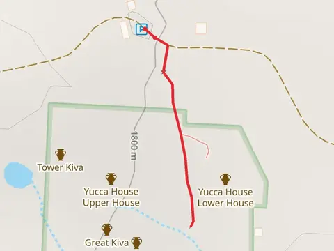 Walk to Yucca House National Moonument