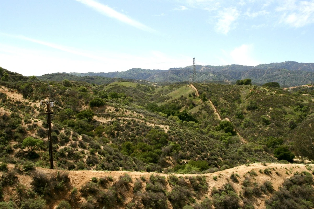 La Tuna Canyon Loop Trail