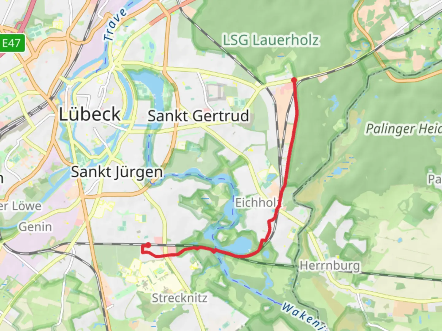 An image depicting the trail Der Kleine See via Draegerweg and its surrounding area.