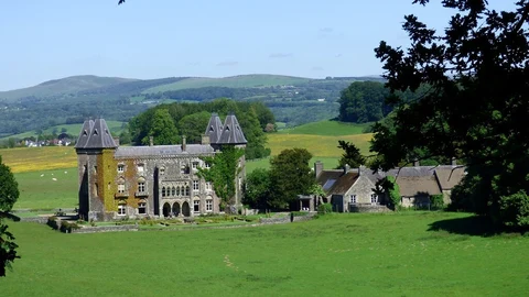 An image depicting the trail Dinefwr Park Loop and its surrounding area.