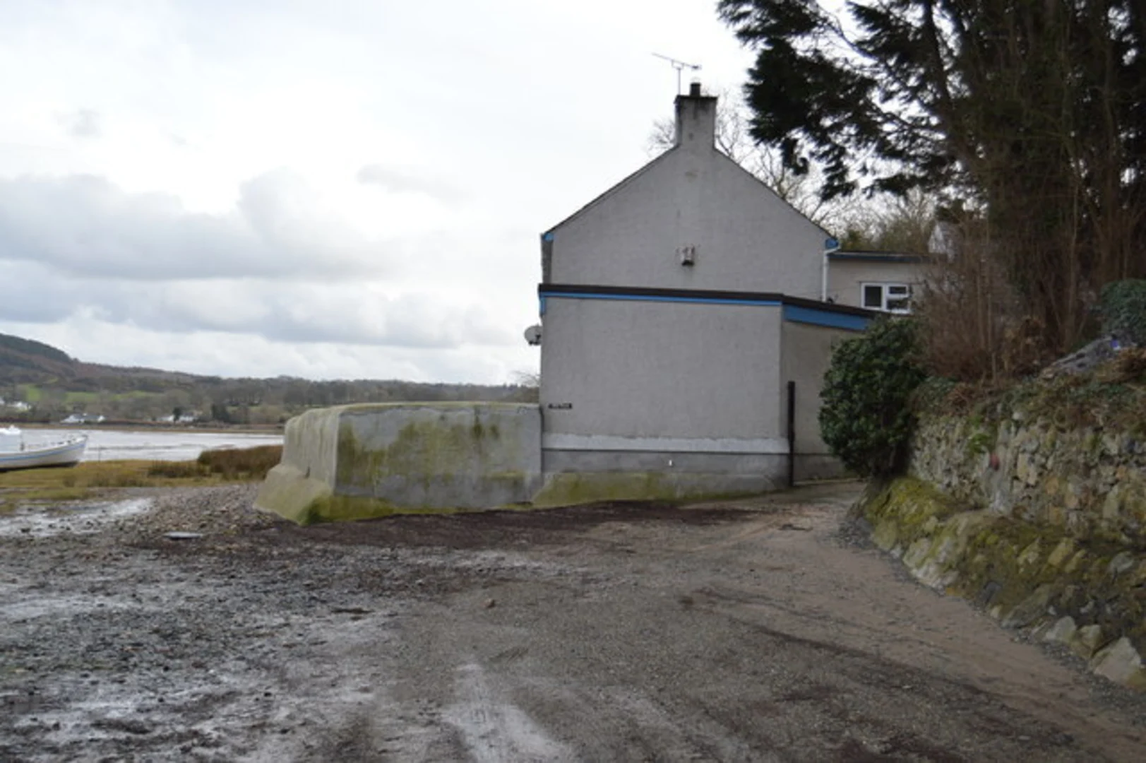 An image depicting the trail Red Wharf Bay Walk and its surrounding area.