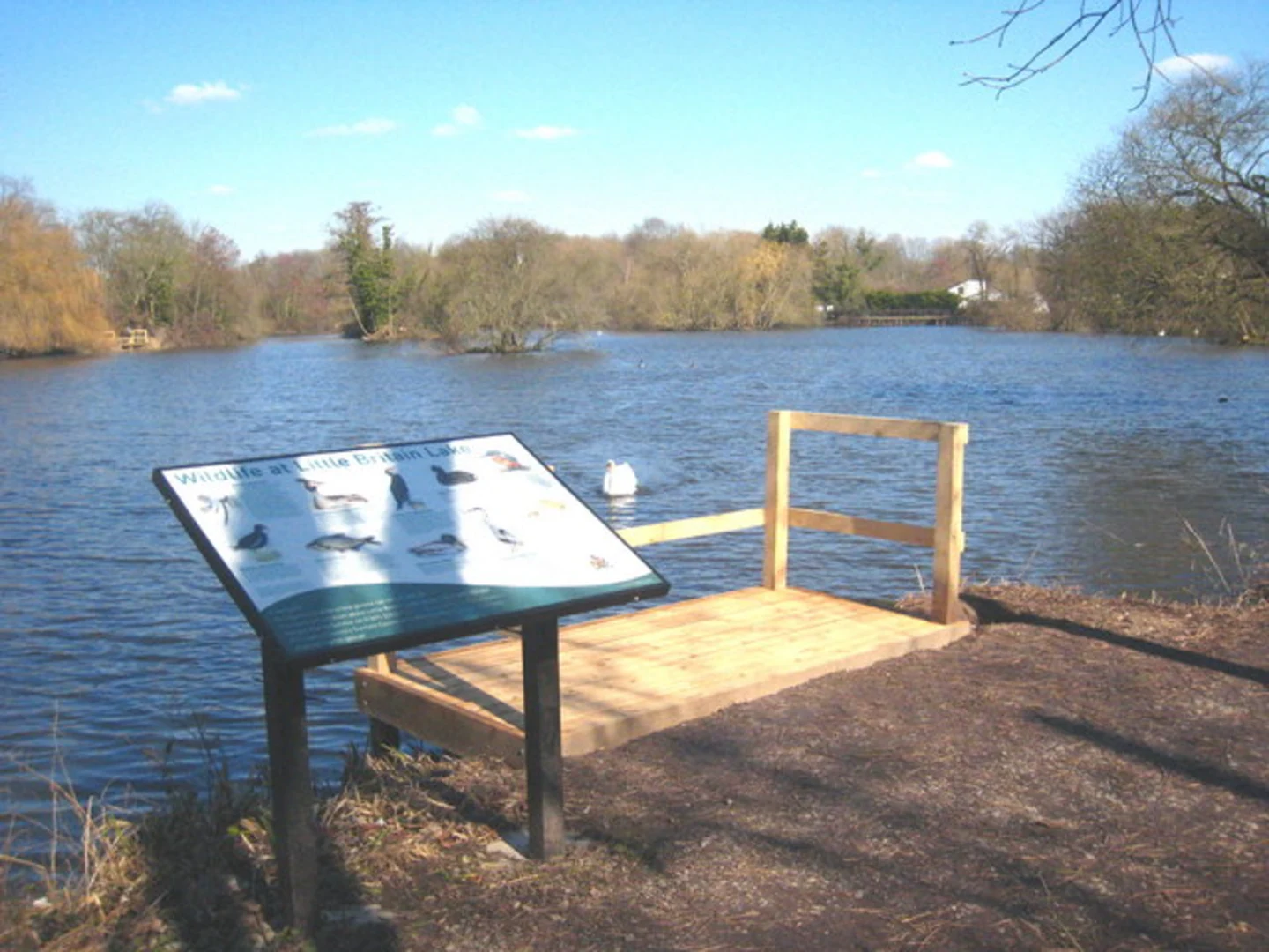 An image depicting the trail Little Britain Lake Loop and its surrounding area.
