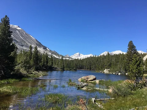 An image depicting the trail Eastern Brooks Lake Trail and its surrounding area.