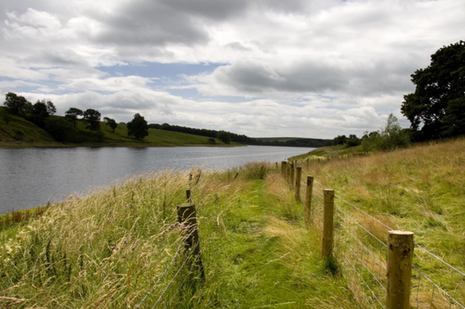 An image depicting the trail Skipton to Settle Walk via Winterburn Reservoir and its surrounding area.