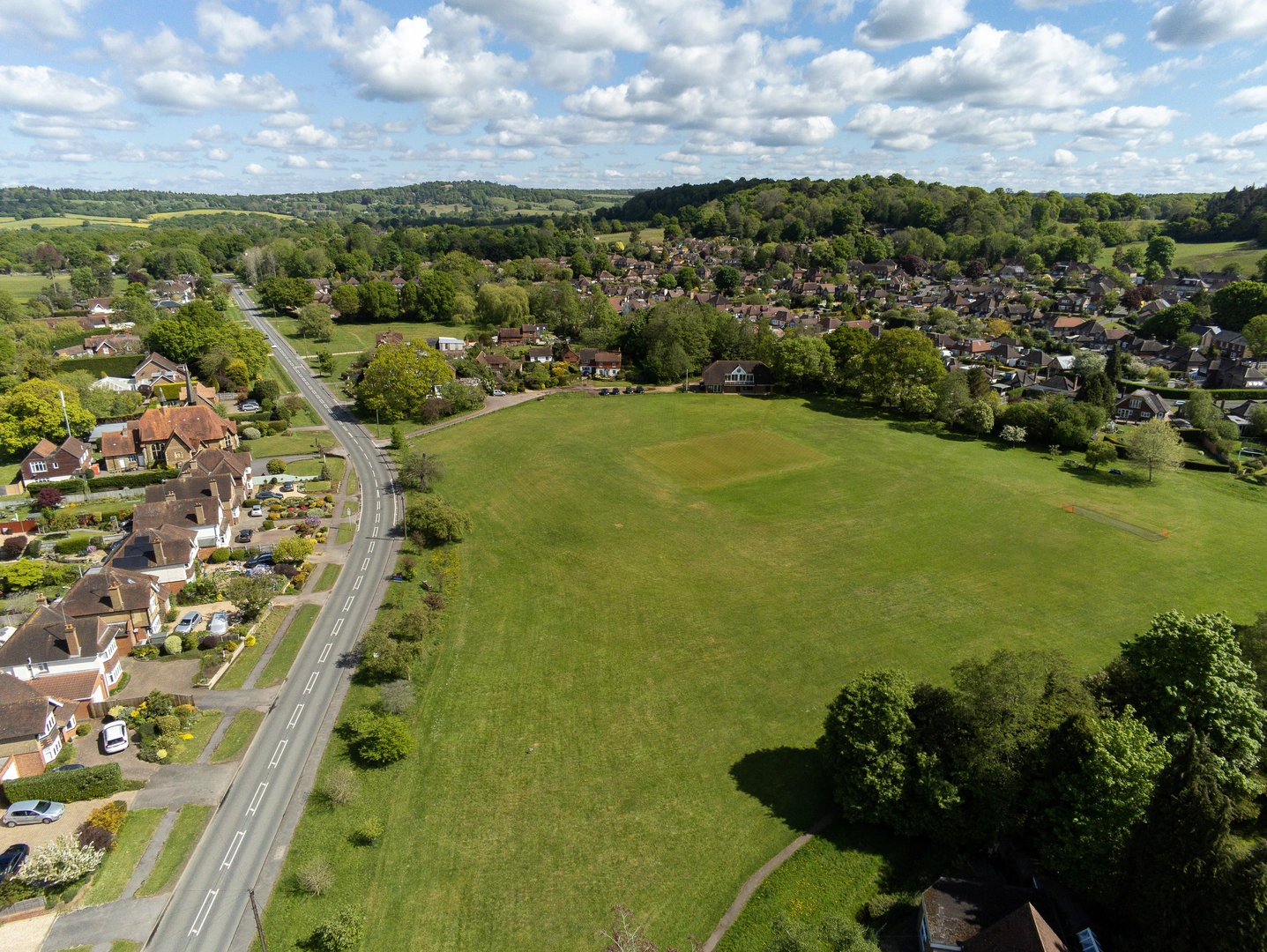 An image depicting the trail Shoreham-by-Sea to Shalford Station Walk and its surrounding area.