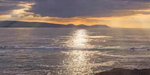 An image depicting the trail Emlagh Loop and its surrounding area.