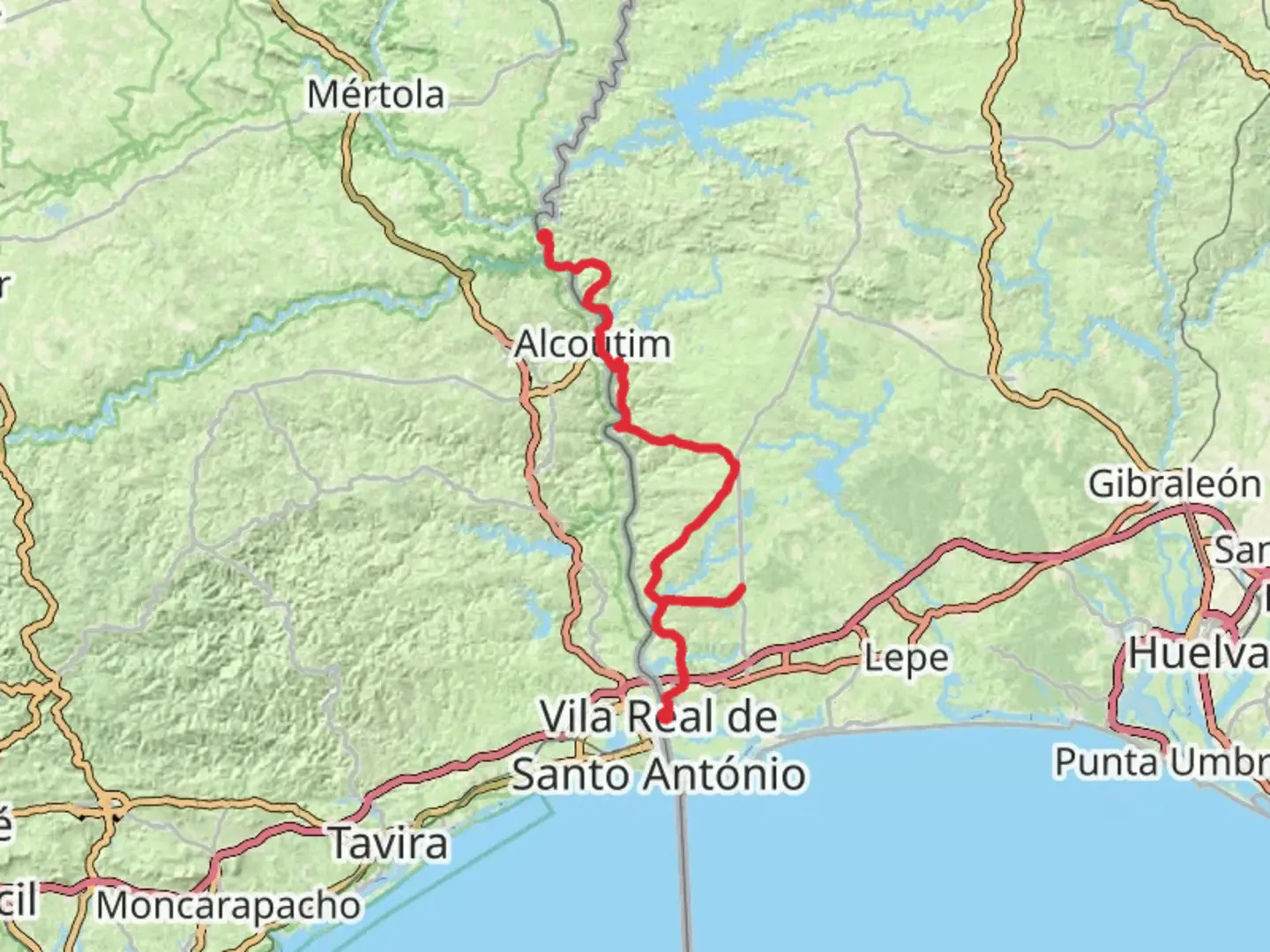 An image depicting the trail GR 114 Camino Natural del Guadiana and its surrounding area.