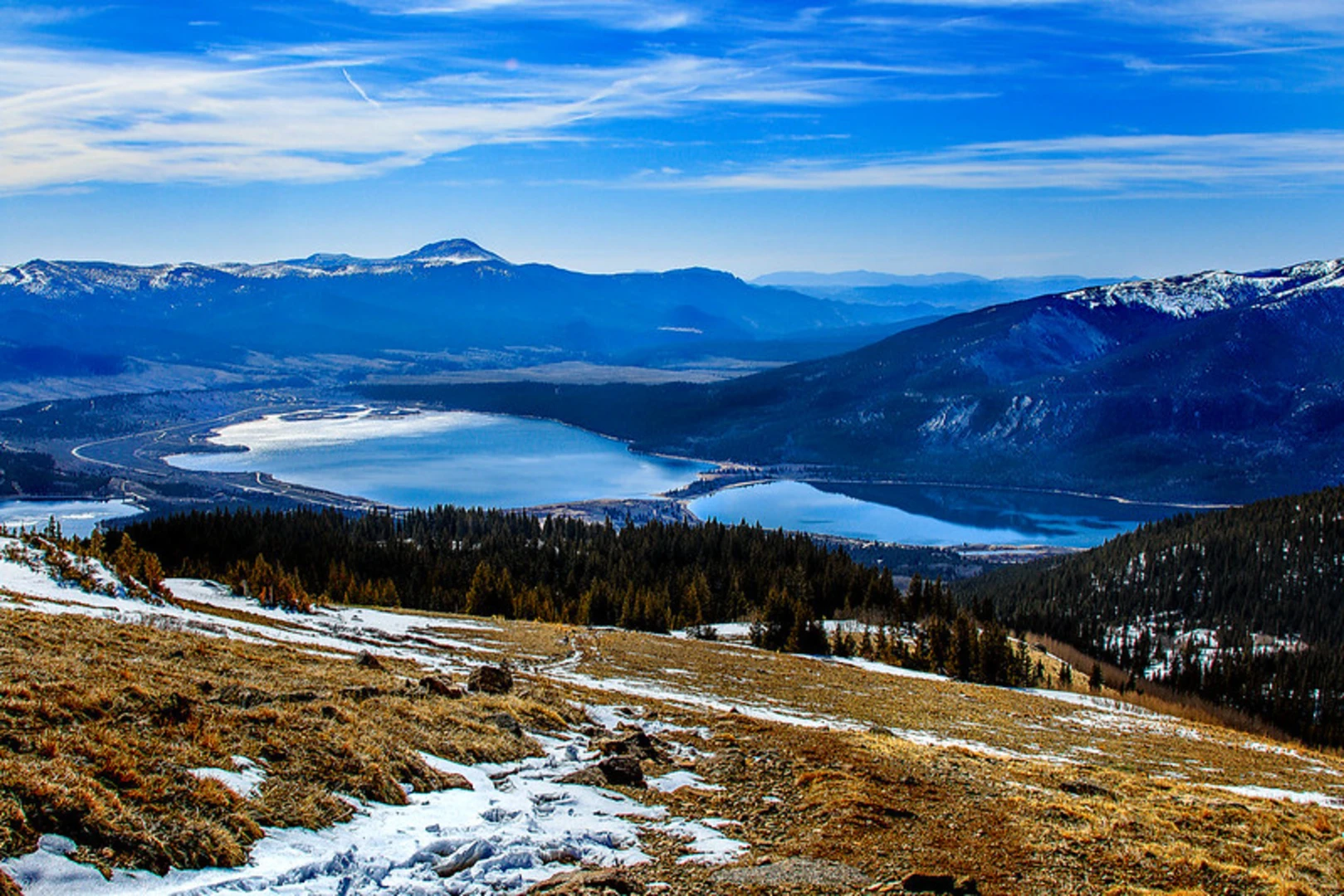 An image depicting the trail Interlaken Trail and Colorado Trail from Twin Lakes and its surrounding area.