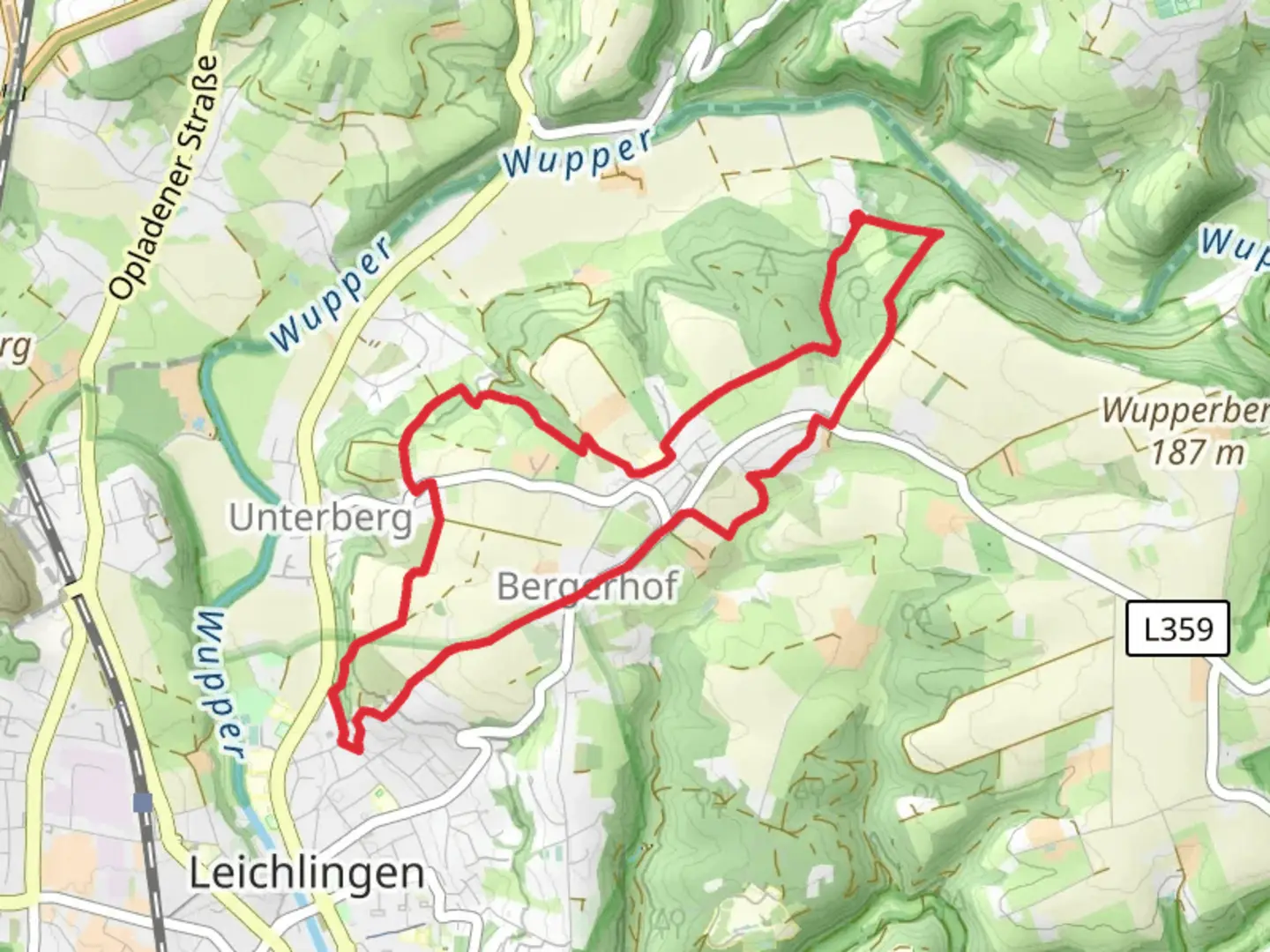 An image depicting the trail Obstweg Leichlingen and its surrounding area.