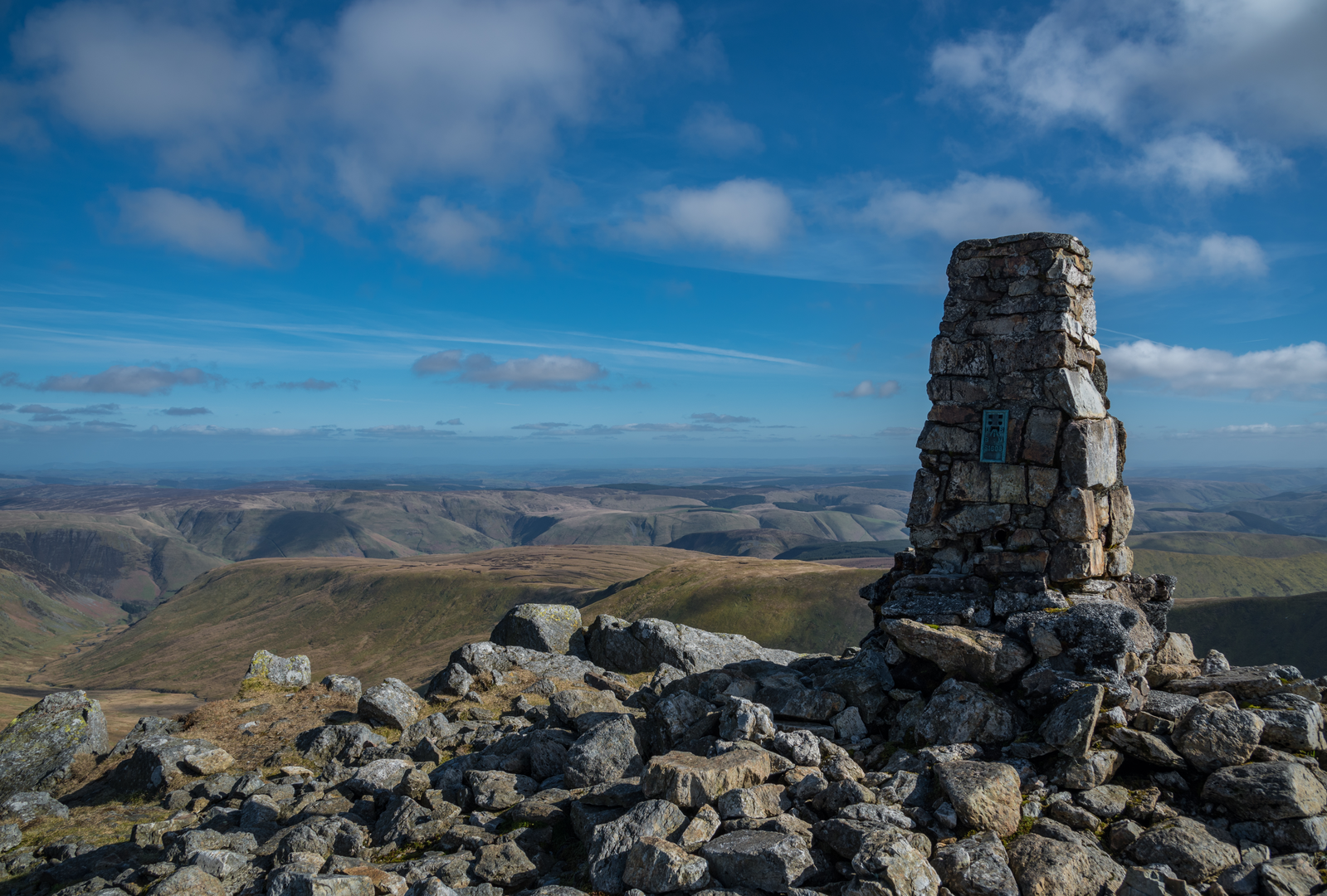 An image depicting the trail Dyfi Valley Way and its surrounding area.
