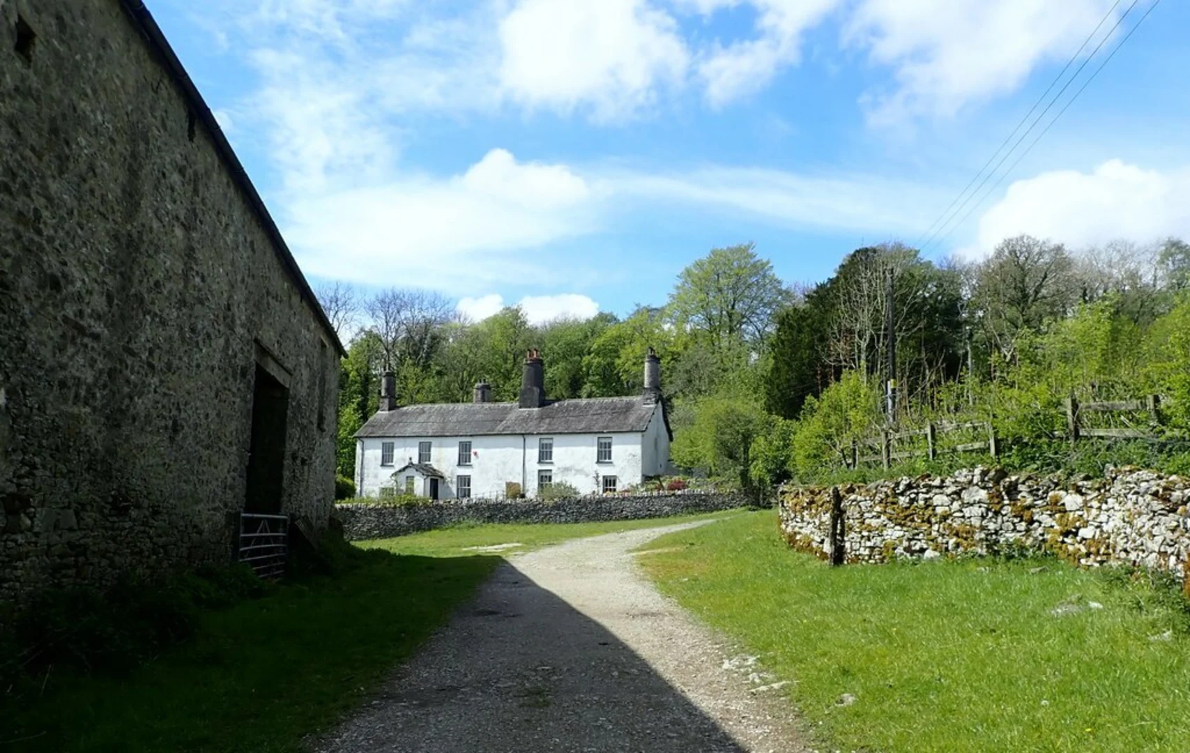 An image depicting the trail Brigsteer Woods Loop from Sizergh and its surrounding area.