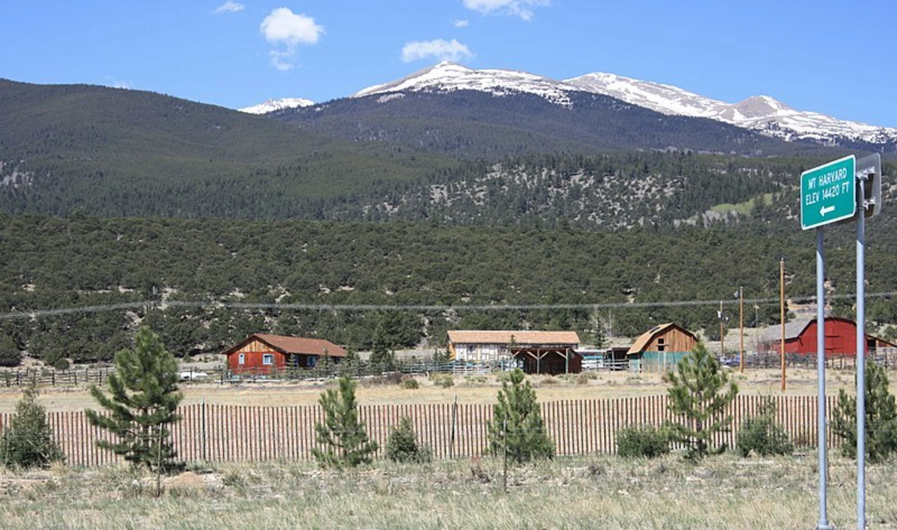 An image depicting the trail Frenchman Creek Trail and its surrounding area.