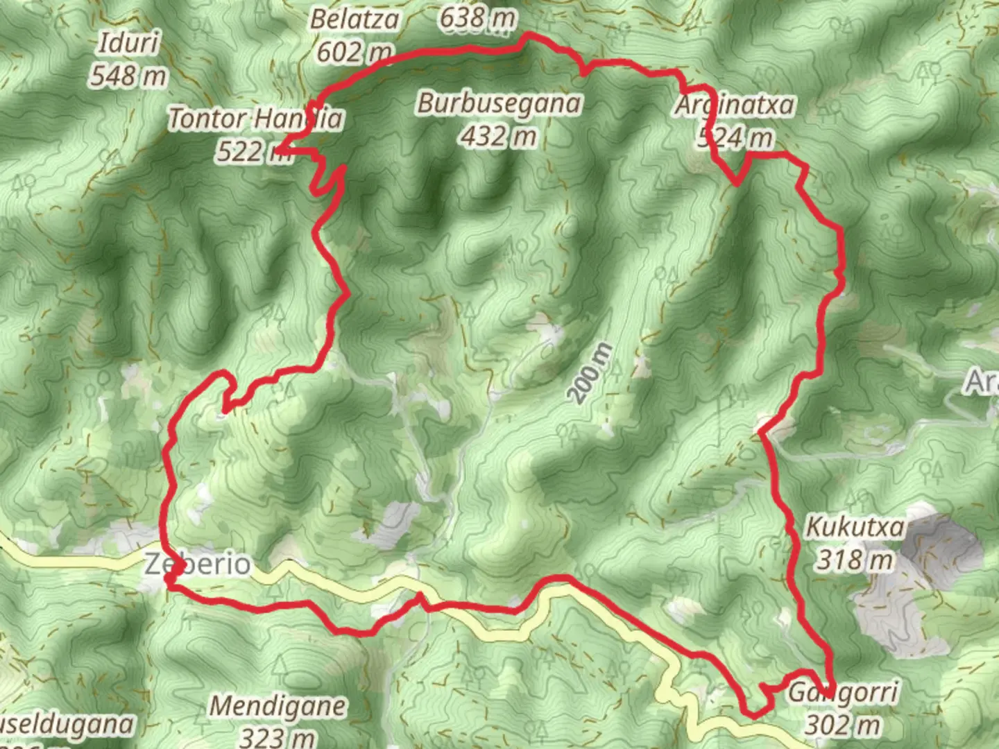 An image depicting the trail Zubialde - Irumugarrieta-Argiñao-Zubialde PR BI 11 and its surrounding area.