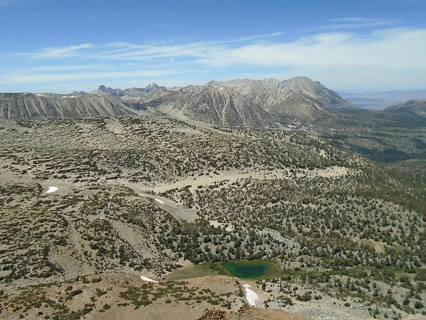 An image depicting the trail Francis Lake via Tamarack Lakes Trail and its surrounding area.