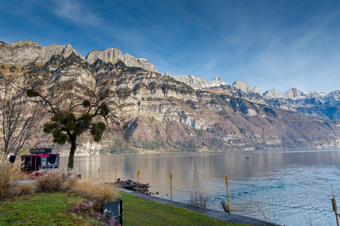 An image depicting the trail Murgseen Mountain Lakes Trail and its surrounding area.