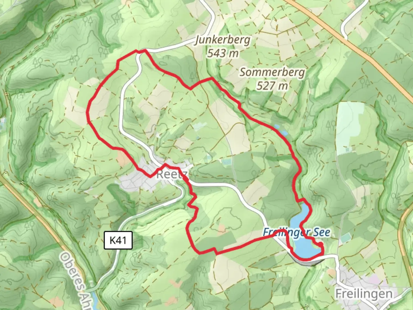 An image depicting the trail EifelSchleife Freilinger See Loop and its surrounding area.