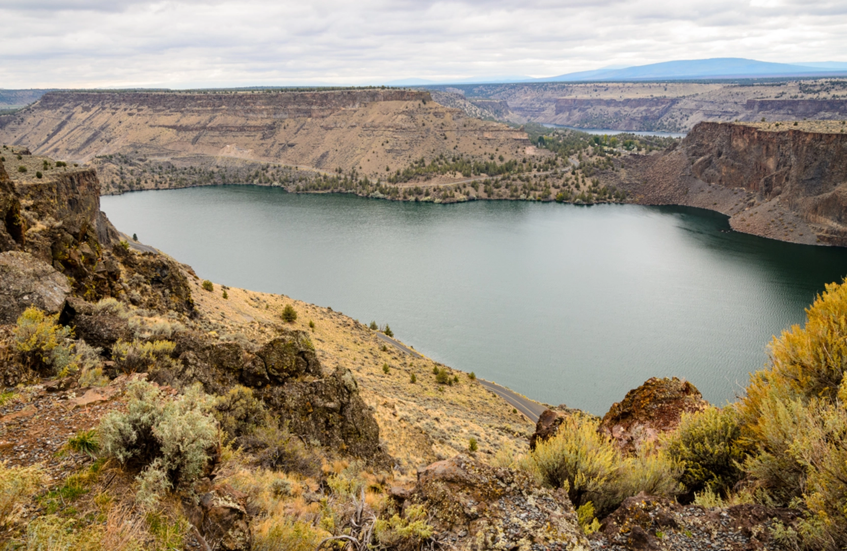 An image depicting the trail Tam - A - Lau Trail and its surrounding area.