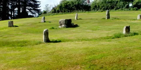 An image depicting the trail Two Loops in Torfaen and its surrounding area.