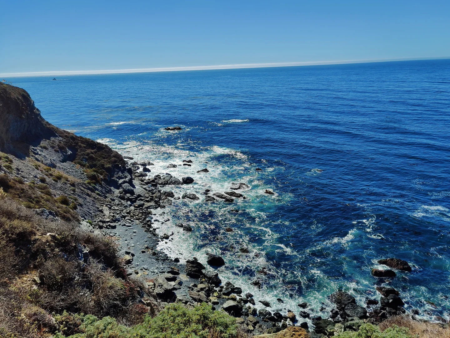 An image depicting the trail Jade Cove Trail and its surrounding area.