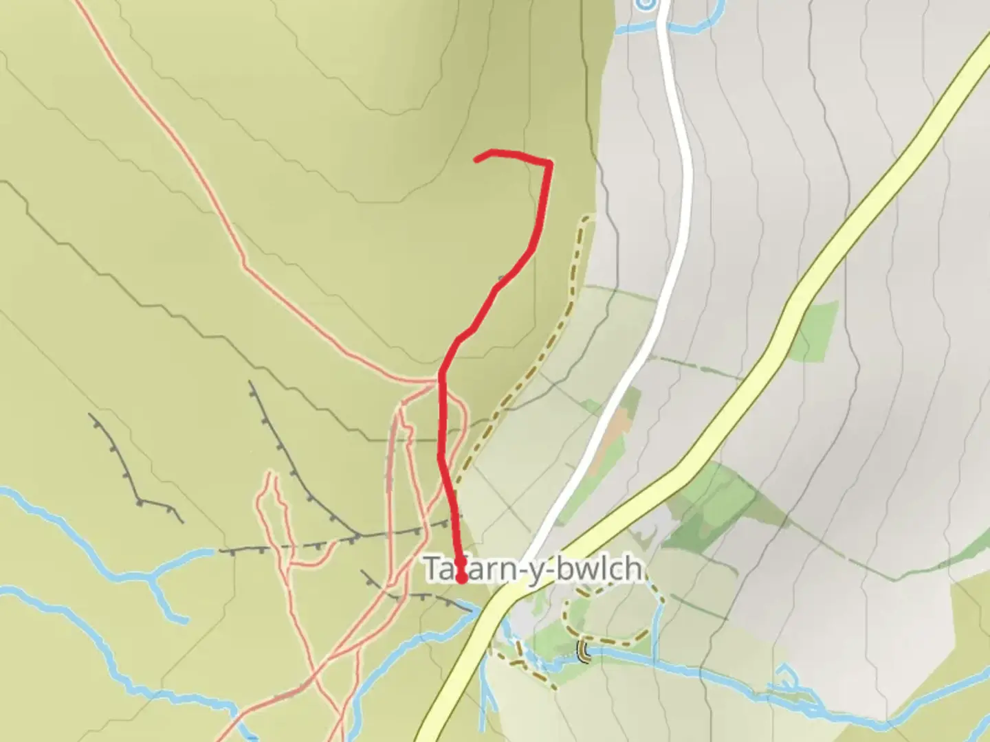 An image depicting the trail Waun Mawn and its surrounding area.