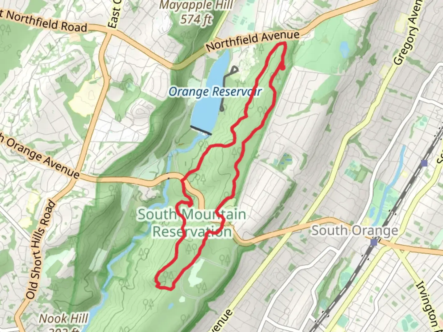 An image depicting the trail Longwood Trail and Turtle Back Loop Trail and its surrounding area.