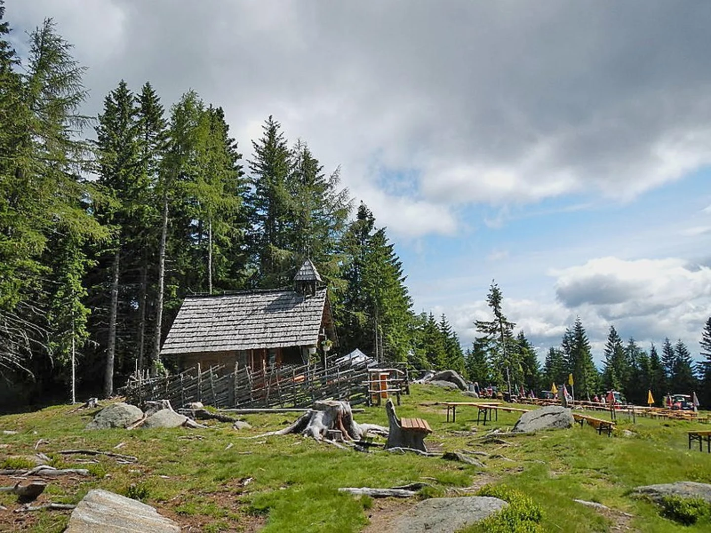An image depicting the trail Reinischwirt - Reinischkogel Loop and its surrounding area.