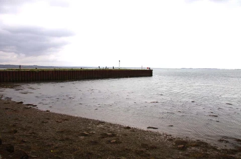 An image depicting the trail Portsea Island Circular Walk - Porsmouth and its surrounding area.