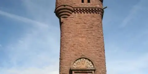 Glen Clova Path - Airlie Monument