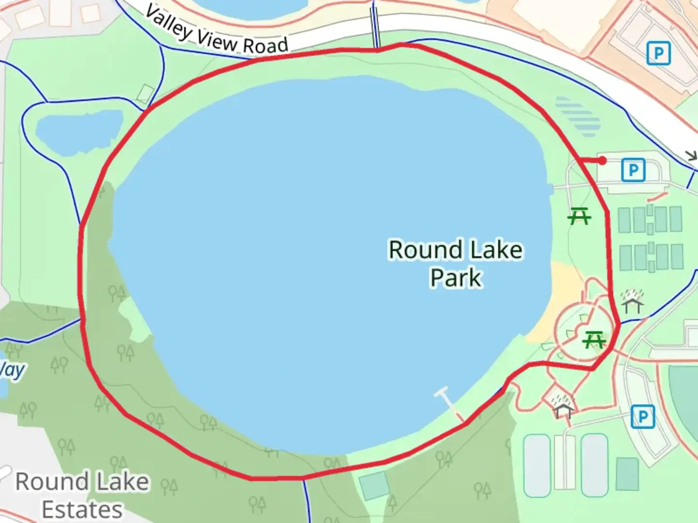 An image depicting the trail Round Lake Loop and its surrounding area.