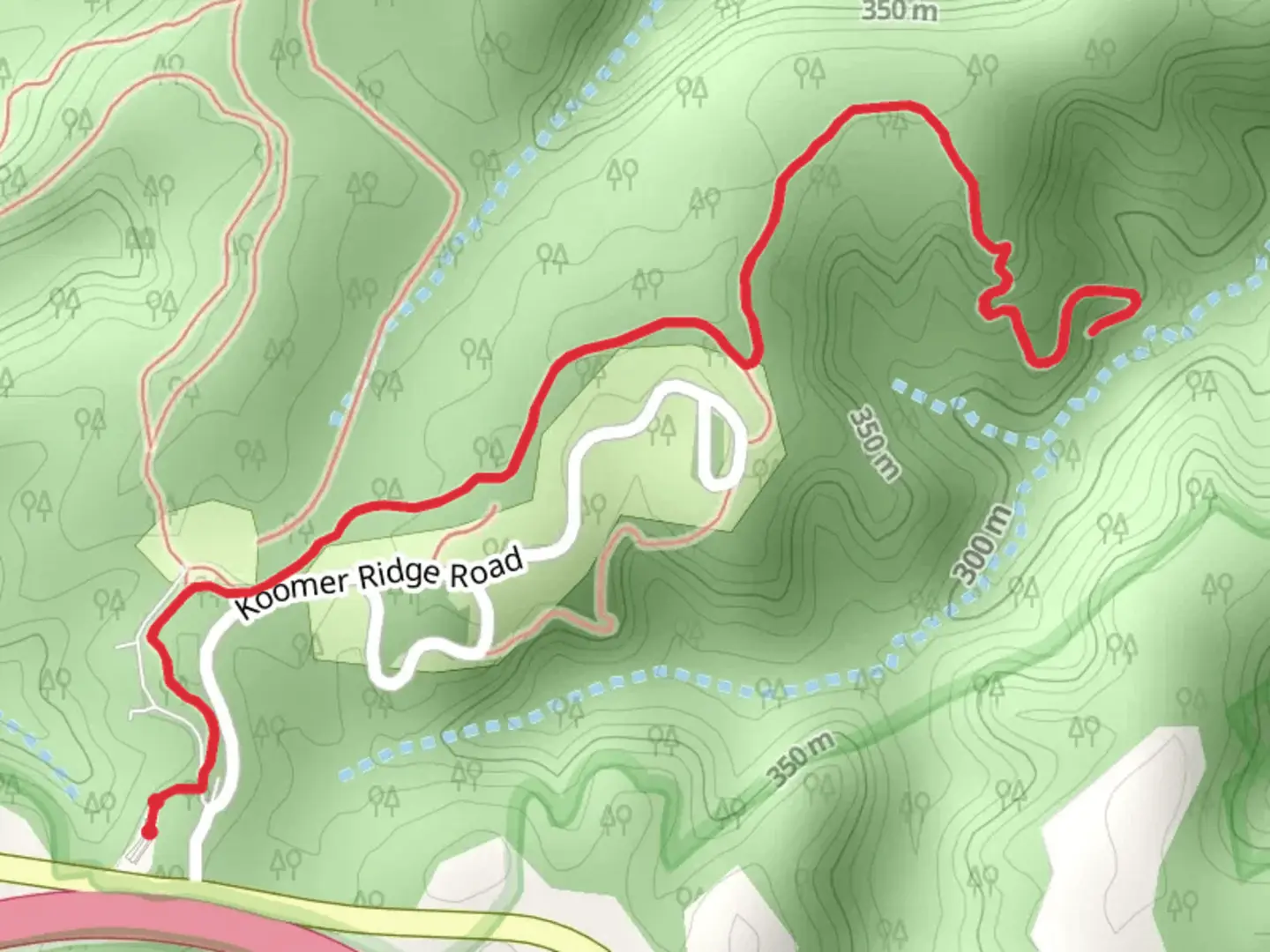 An image depicting the trail Silvermine Arch and its surrounding area.