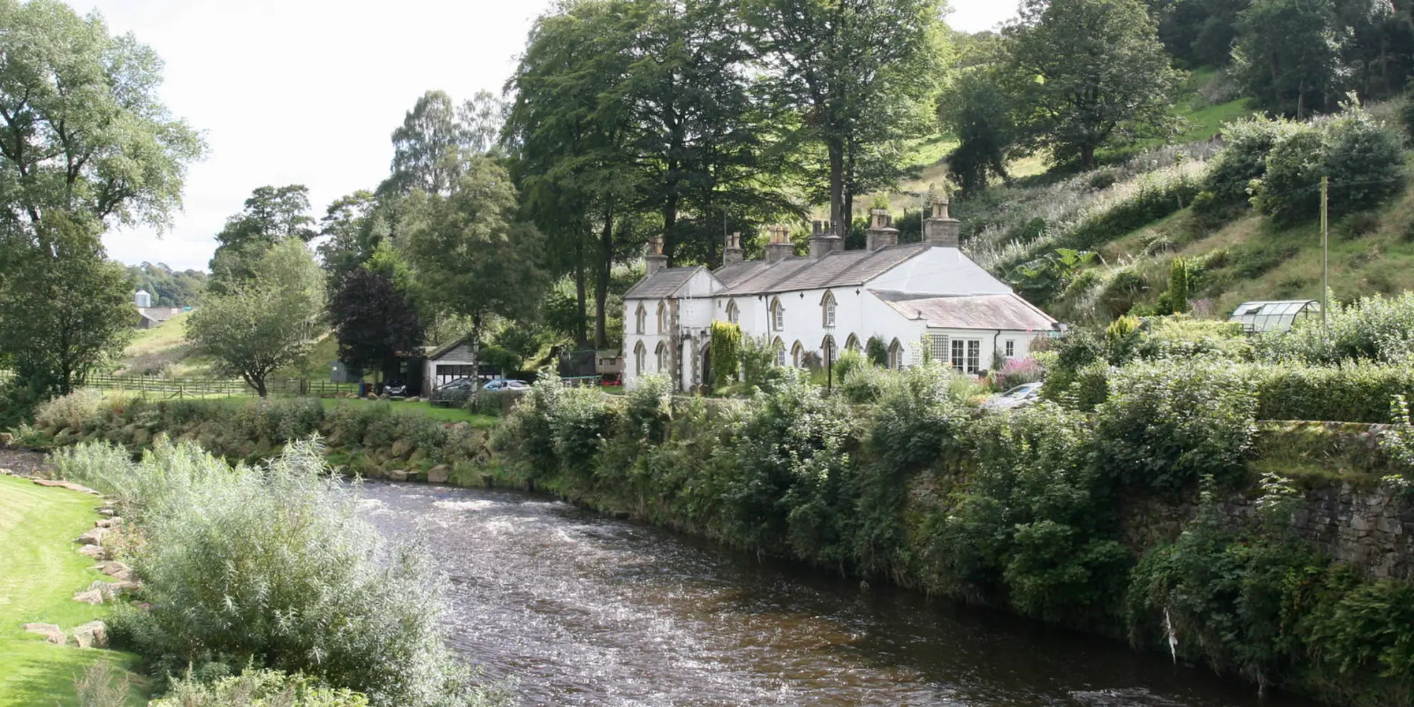 An image depicting the trail Whalley - Spring Wood - Read Park - River Calder and Whalley Banks and its surrounding area.