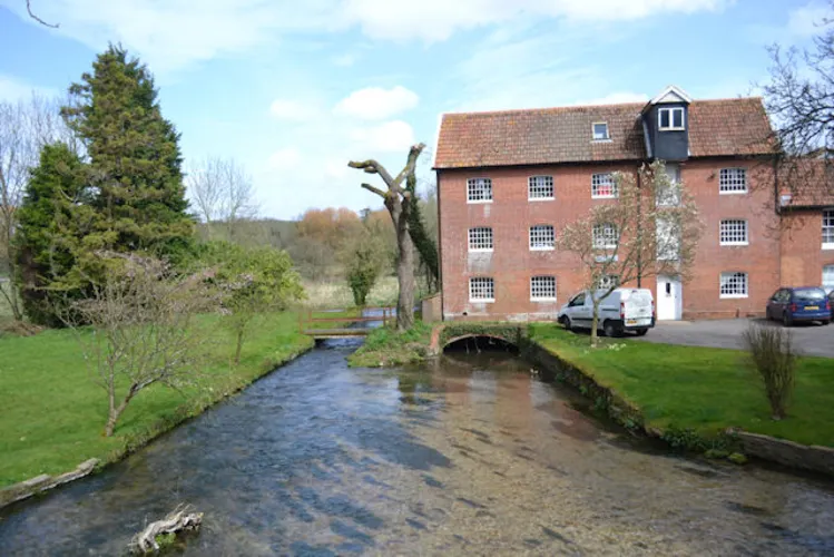Winchester to Stratford sub Castle Walk
