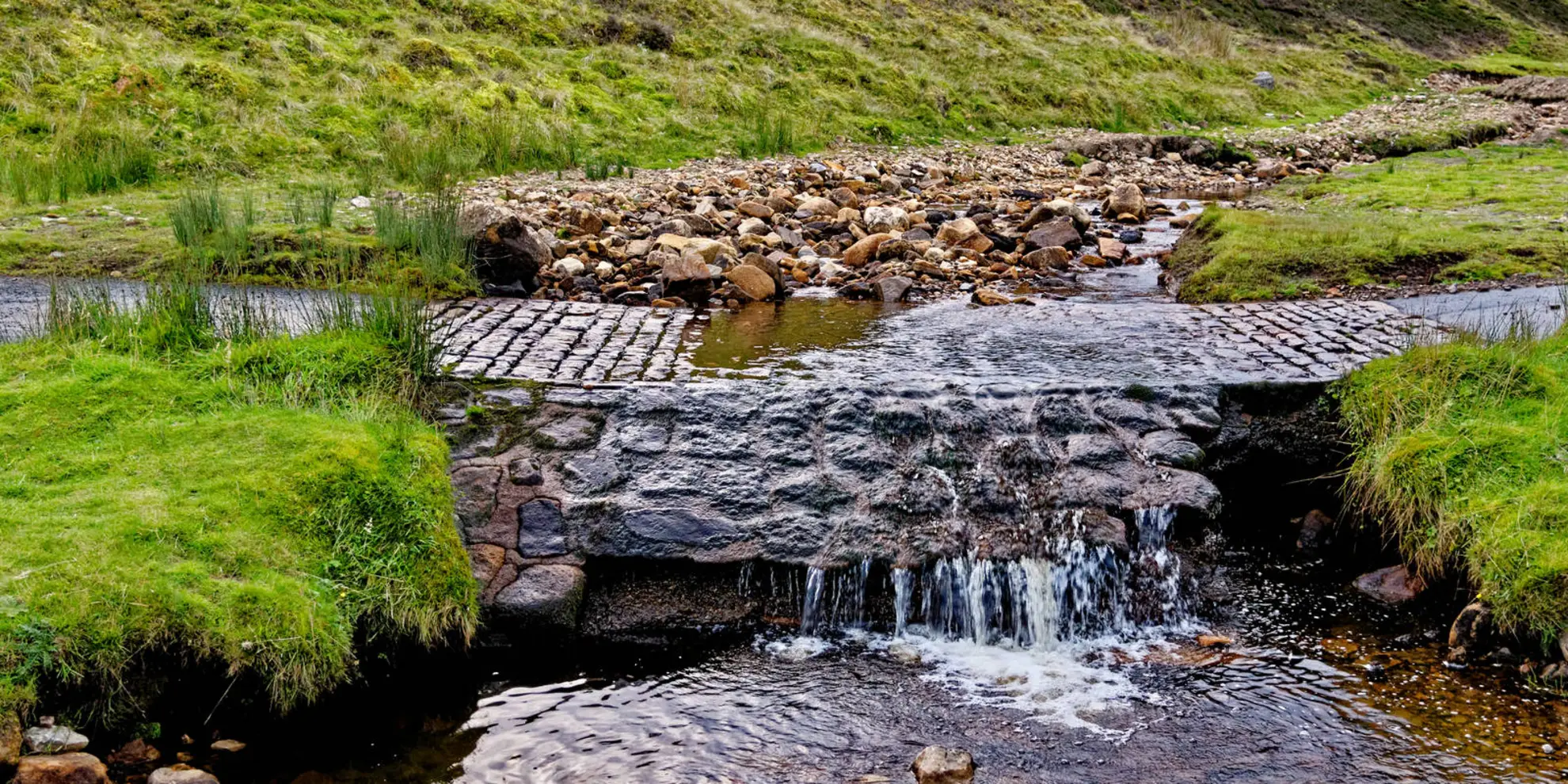 An image depicting the trail Cringley Hill and Scar House from Langthwaite and its surrounding area.