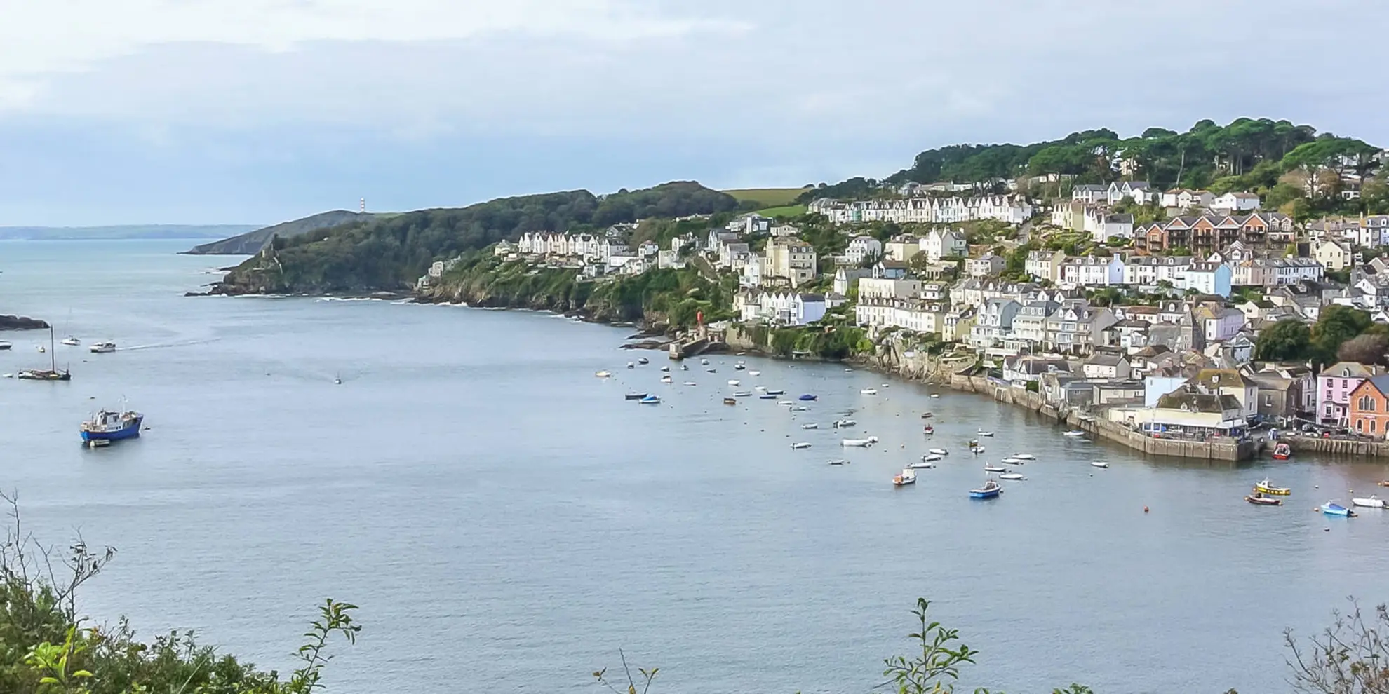 An image depicting the trail Fowey Hall Walk and its surrounding area.
