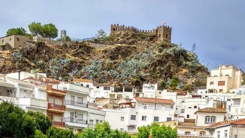 An image depicting the trail From the White Hill - Sierro - Bacares and its surrounding area.