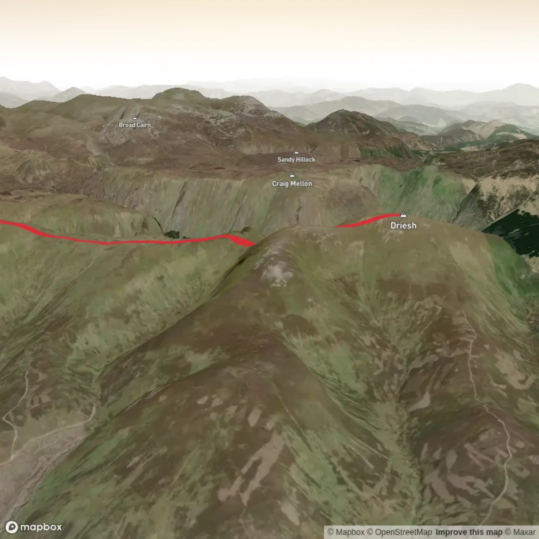 An image depicting the trail Mayar and Driesh and its surrounding area.