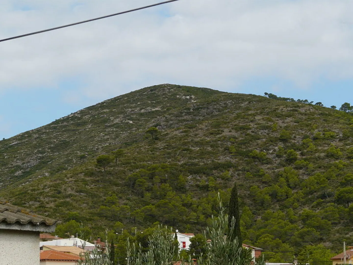 An image depicting the trail La Bisbal del Penedés - Sant Magí de Brufaganya PR C 224 and its surrounding area.